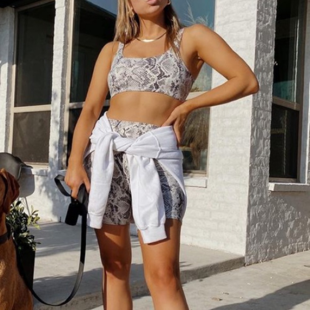 Alo Vapor snake skin set